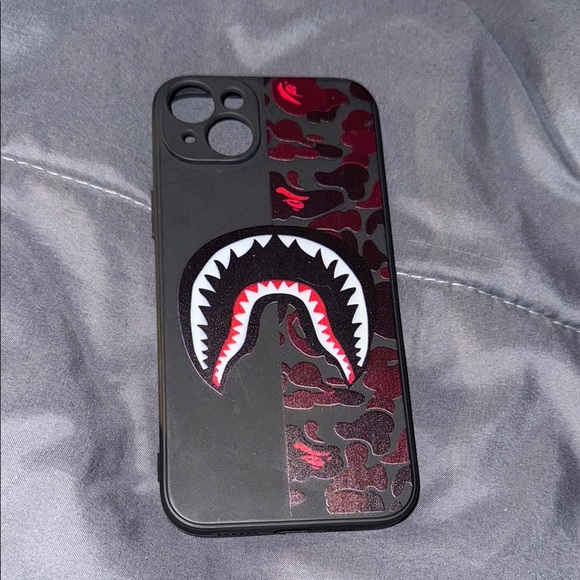 Shark Design Black and Red Phone Case - Picture 1 of 1